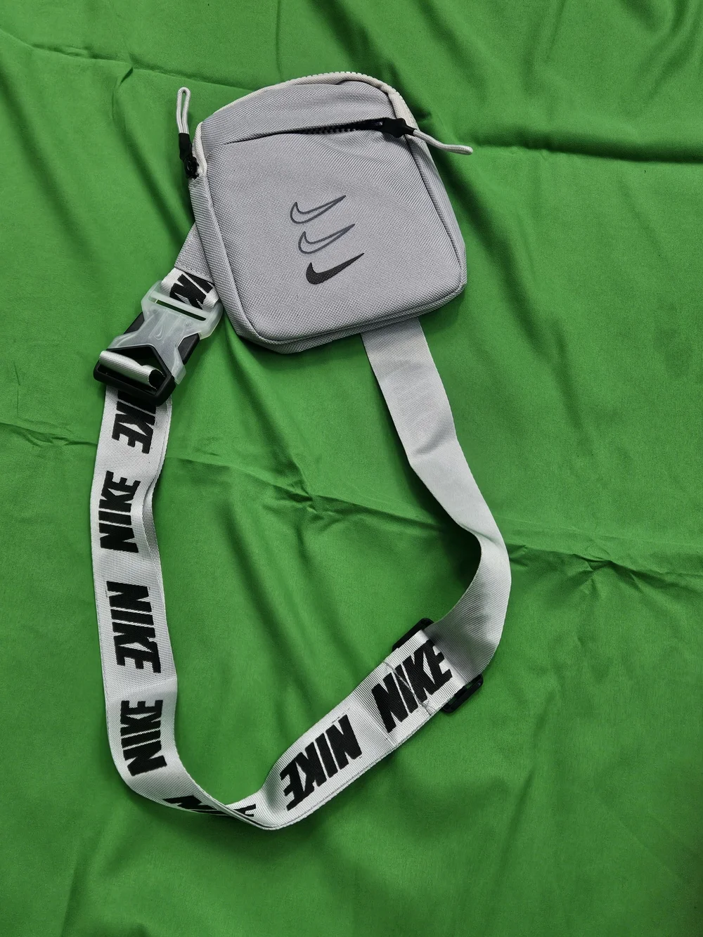 Nike Gray Men’s Crossbody Belt Bag with Branded Strap